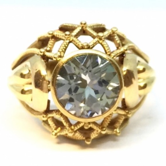 Spinel and 18KT Gold Jewelry - SOLD IN OUR STORE 18K Immortality Open Work Bezel Spinel